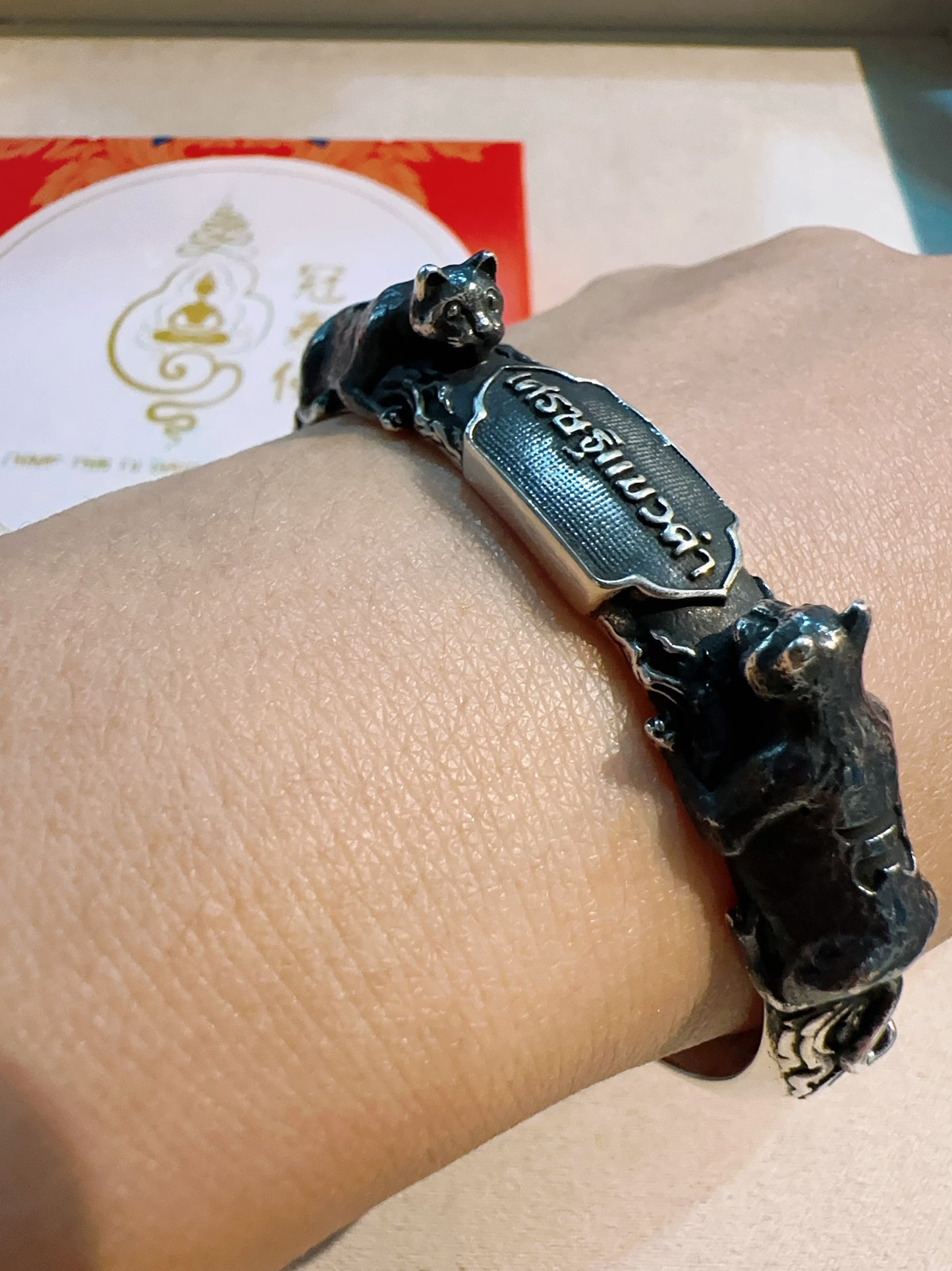 偷運純銀法鐲"喜提貓丹"—大富翁黑貓 阿贊班迪 阿贊黑貓