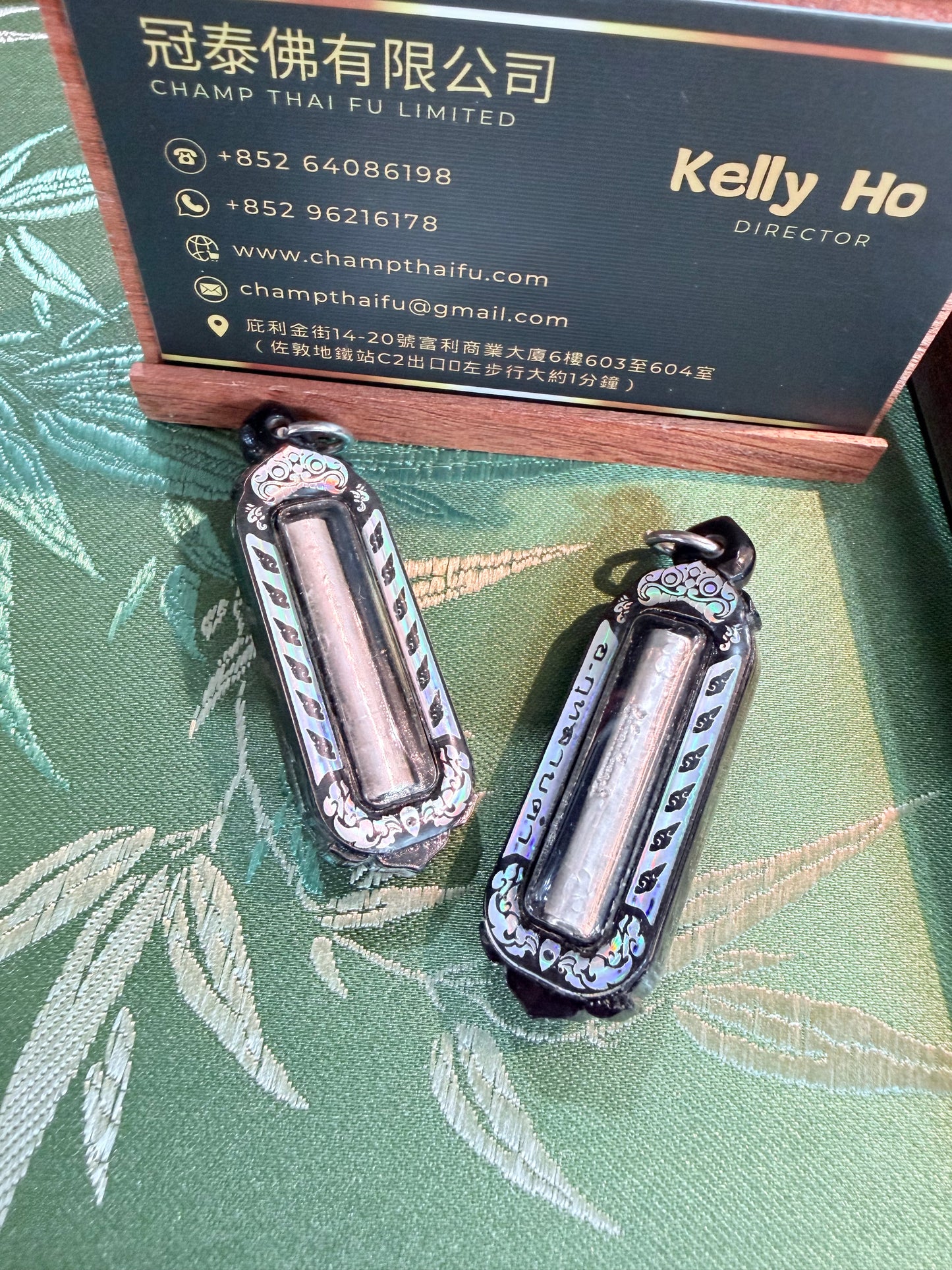 泰國東北部知名法脈大師阿贊空德 ✨ 財願雙成塔固